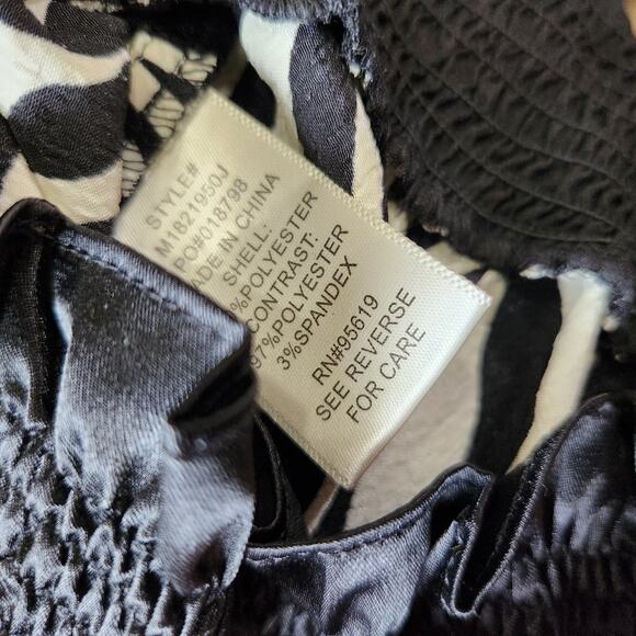 John Paul Richard Zebra Print Sleeveless Blouse Black White Mock Neck Sz Small - Picture 8 of 9